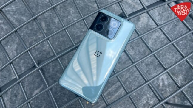 OnePlus 10T first sale in India today: Check out price, specifications and deals on smartphone