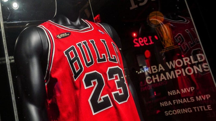 Michael Jordan s legendary Chicago Bulls jersey sells for record