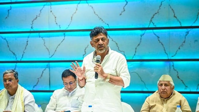 Ahead of the party’s presidential polls, the Karnataka Congress' president DK Shivakumar backed Rahul Gandhi as party president. DK shivakumar