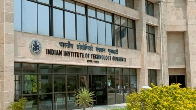 IIT Guwahati Technology Incubation Centre incubates 42 start-ups, encouraging an entrepreneurial ecosystem on campus - Vimarsana News