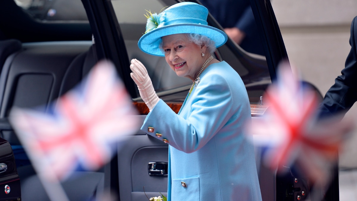 Time to say goodbyes: The journey of Queen Elizabeth’s coffin