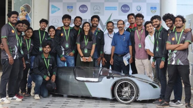 Engineering students from Kerala make electric car out of recycled waste - Vimarsana News