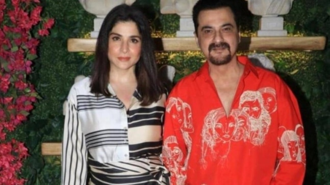 Maheep Kapoor reveals Sanjay Kapoor cheated on her on Fabulous Lives of Bollywood Wives. 'I walked out with Shanaya'