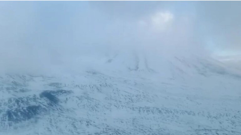 Six people have died climbing the Klyuchevskaya Sopka volcano in Russia Six people have died climbing the Klyuchevskaya Sopka volcano in Russia