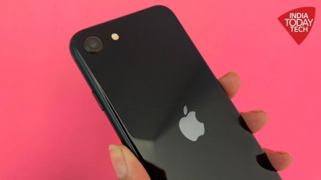 After Tata Group, Vedanta is planning to make iPhones locally in India