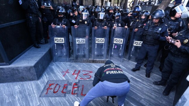Protest over missing students in Mexico turns violent, 11 cops injured - Vimarsana News
