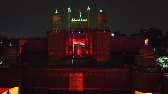 Controversy Erupts Over Santosh Mitra Square Puja as BJP Leader Alleges Police Sabotage Controversy Erupts Over Santosh Mitra Square Puja as BJP Leader Alleges Police Sabotage