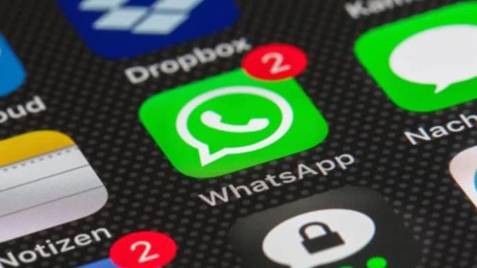 WhatsApp down for millions of users for over an hour. Update: Now fixed ...