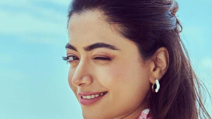 Rashmika Mandanna wrote a thank you note for fans. Rashmika Mandanna wrote a thank you note for fans.