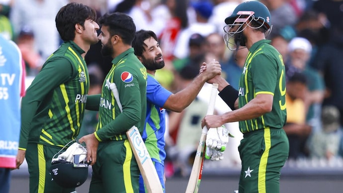 Can Pakistan win their second T20 World Cup in Australia? (Courtesy: AP)