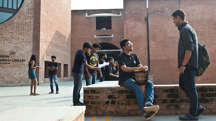 Students at the IIM-A campus