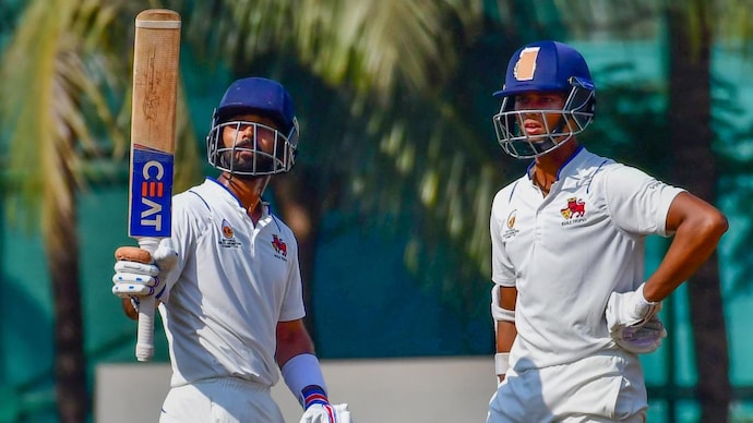Ranji Trophy 2022-23: अजिंक्य रहाणे ने जड़ा दोहरा शतक, क्या हो पाएगी टीम इंडिया में वापसी Ranji Trophy 2022-23: Ajinkya Rahane scores brisk double hundred to make Hyderabad gasp - India Today