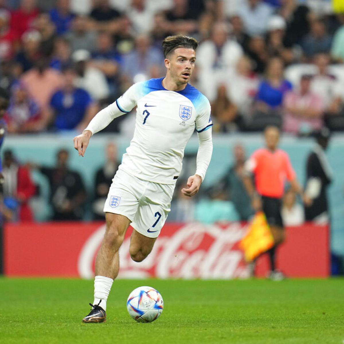 選手支給品イングランド代表ジャージ GREALISH World cup Jack Grealish of England with girlfriend Sasha Attwood following