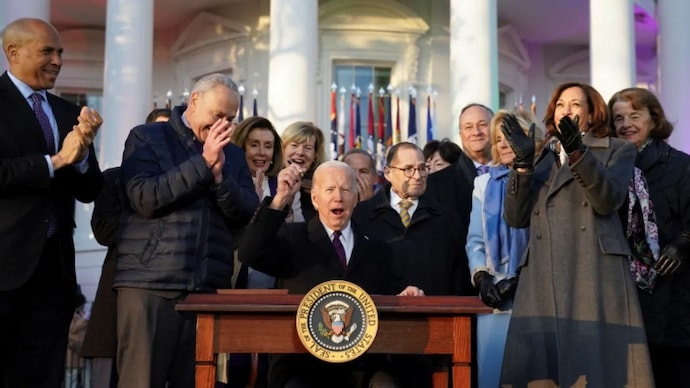 US President Joe Biden signs the Respect for Marriage Act on the South Lawn of the White House in Washington (Photo: Reuters)
