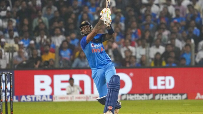 IND vs SL, 1st ODI Predicted XI: क्या भारत देगा सूर्यकुमार को सीरीज के पहले मैच में मौका? साभार: ए.पी IND vs SL, 1st ODI Predicted XI: क्या भारत देगा सूर्यकुमार को सीरीज के पहले मैच में मौका? साभार: ए.पी