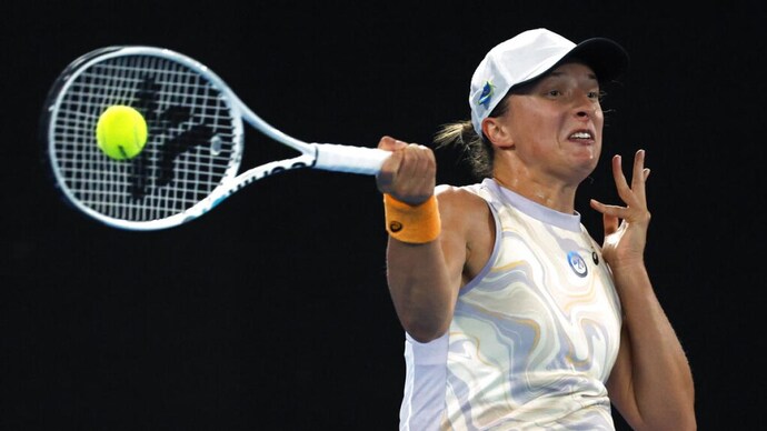 Iga Swiatek stormed into the third round at the Australian Open. (AP Photo)