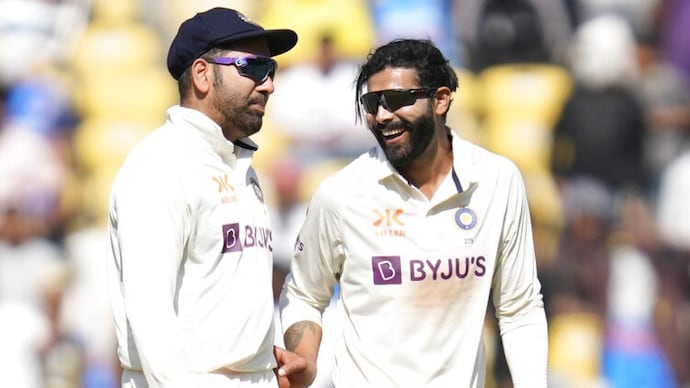 Just wish Ravindra Jadeja didn't have the ball in his hand: Michael Clarke  on Nagpur Test controversy - India Today