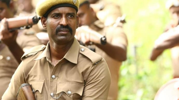 Soori stars as Kumaresan, a police constable