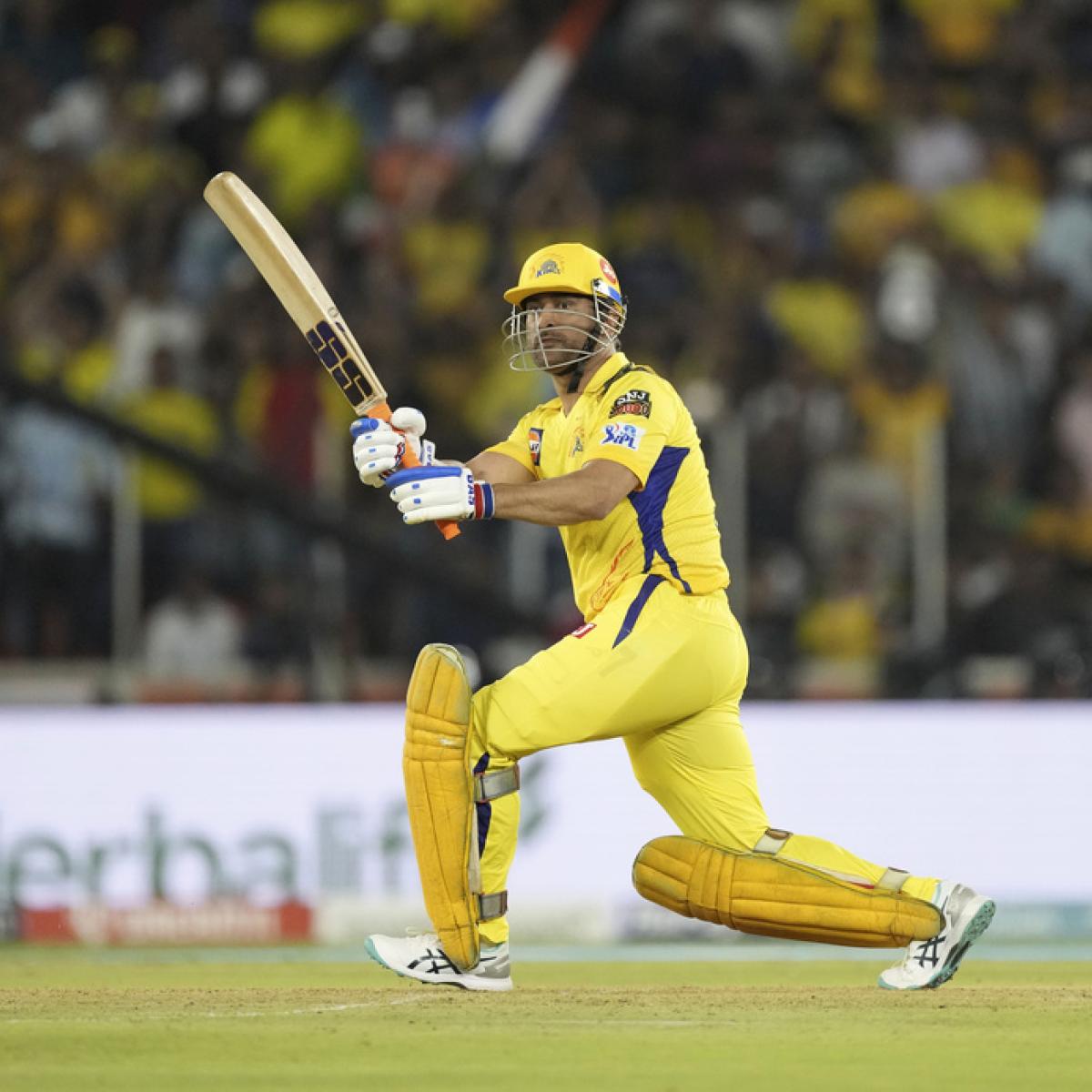 CSK vs RR: MS Dhoni becomes 1st captain to lead single team in 200 ...