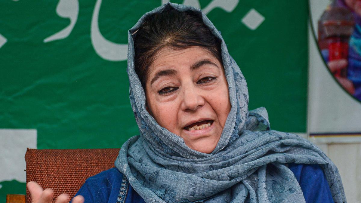 Former J&K CM and PDP chief Mehbooba Mufti addresses a press conference at party headquarters in Srinagar. (PTI Photo)