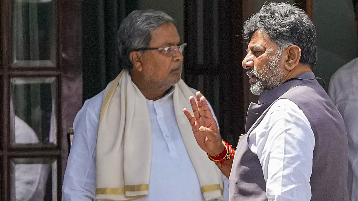 Senior Congress leaders Siddaramaiah and DK Shivakumar at the residence of party leader KC Venugopal for a meeting in Delhi (Source: PTI) 