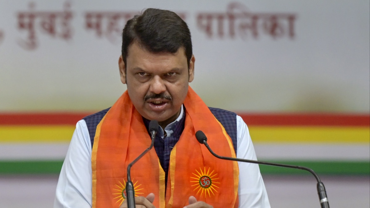 Les musulmans nationalistes ne reconnaissent pas Aurangzeb comme leur chef : Fadnavis