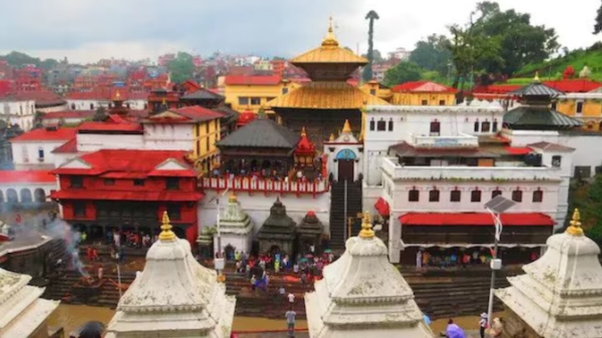 Nepal's Pashupatinath Temple reopens after reinstallation of gold ornaments