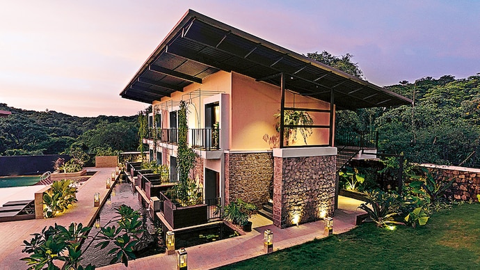 The East India House in Uttan