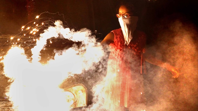 Firecracker Ban Imposed Across India By Supreme Court 88 Order on firecrackers binding on all states, not just Delhi-NCR: Supreme Court -