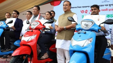 Assam Chief Minister presents scooters to 35,770 meritorious students Assam Chief Minister presents scooters to 35,770 meritorious students