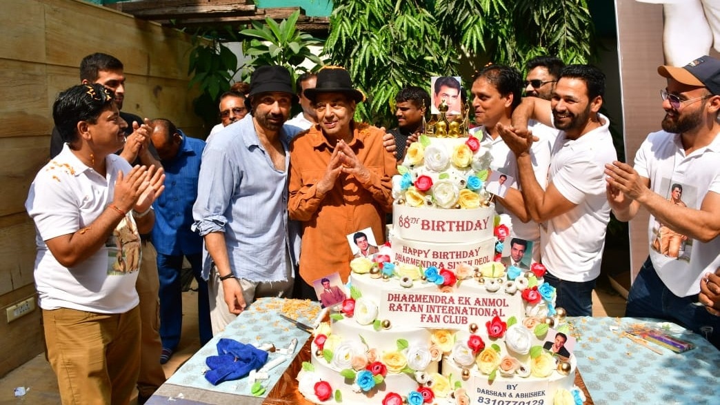 dharmendra birthday 88th celebration