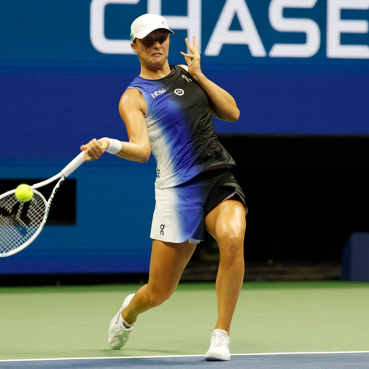 Iga Swiatek becomes first woman since Serena Williams to win back-to-back WTA Player of the Year awards - India Today