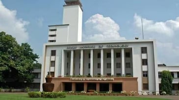IIT Kharagpur students secure 700+ job offers, several surpass Rs 1 crore IIT Kharagpur students secure 700+ job offers, several surpass Rs 1 crore