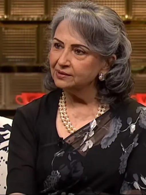 Sharmila Tagore im Badeanzug