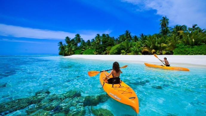 Maldives row: #ExploreIndianIslands trends as Akshay Kumar, Sachin Tendulkar, Kangana Ranaut, other celebs pitch for Lakshadweep - India Today