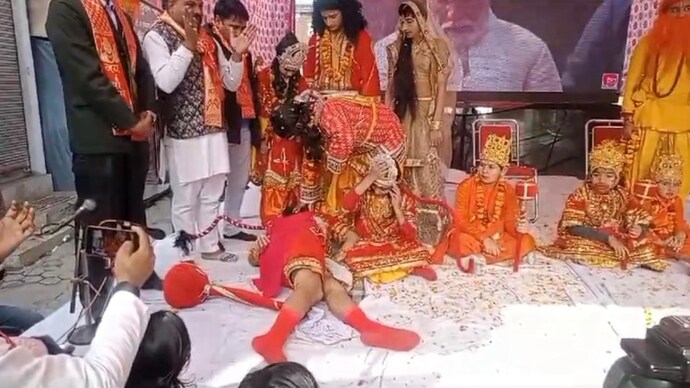 Ram Mandir consecration: Haryana man dies of heart attack while playing Hanuman in Ramlila - India Today