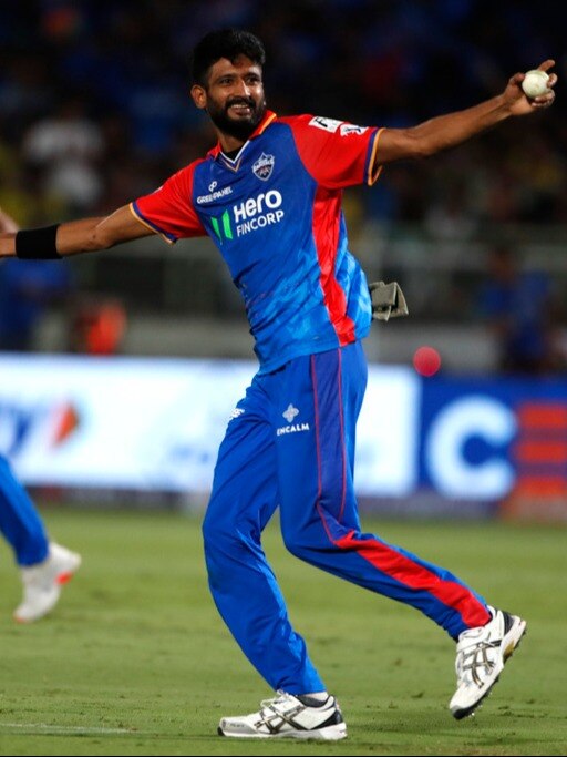https://akm-img-a-in.tosshub.com/indiatoday/images/story/202404/delhis-khaleel-ahmed-in-action-in-ipl-2024-ap-03282942-3x4.jpg?VersionId=3eGRCp0oSGuh.IfcuuN9iBYCzd_j5mr3