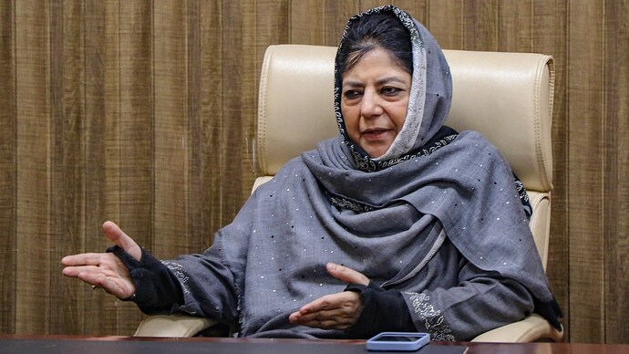 Mehbooba Mufti to contest from Anantnag, will face off against Ghulam Nabi  Azad - India Today