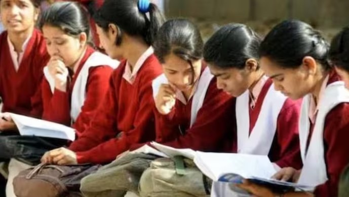 English no longer compulsory for Classes 11 and 12 in Maharashtra