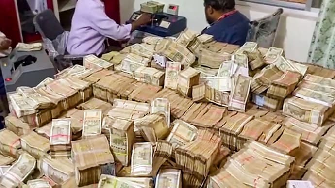 Jharkhand cash seizure: How trail of Rs 10,000 bribe led to recovery of crores