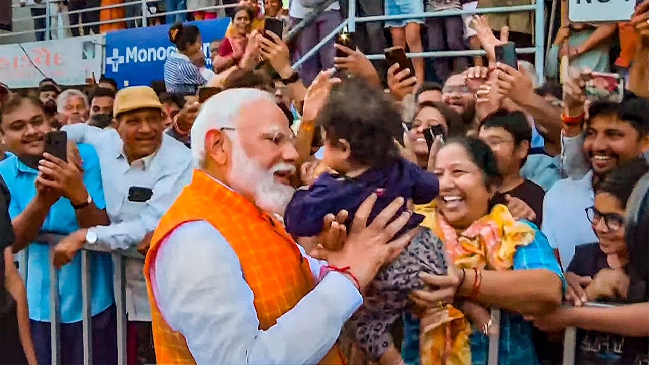 pm modi ahmedabad