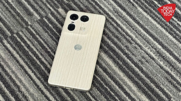 Motorola Edge 50 Ultra with Snapdragon 8S Gen 3 launched in India, price fixed at Rs 59,999 Motorola Edge 50 Ultra with Snapdragon 8S Gen 3 launched in India, price fixed at Rs 59,999