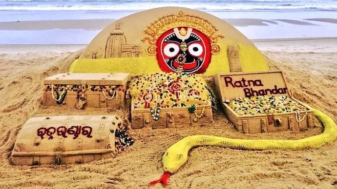 Fear of serpent guards as secret chamber of Jagannath's Ratna Bhandar is  unlocked - India Today