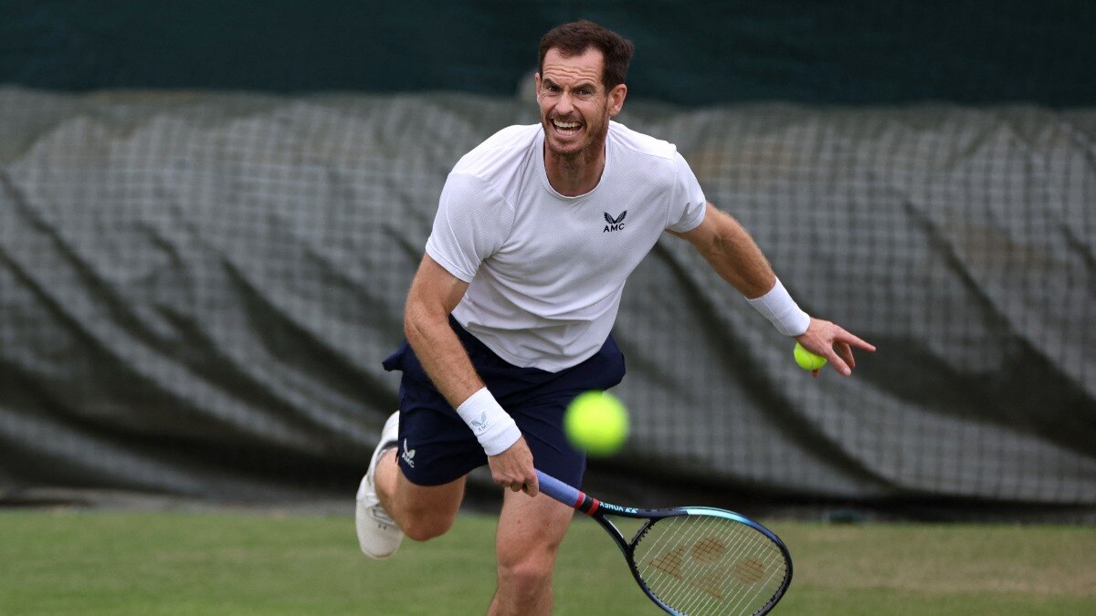 Andy Murray pulls out of Wimbledon singles, to play doubles 