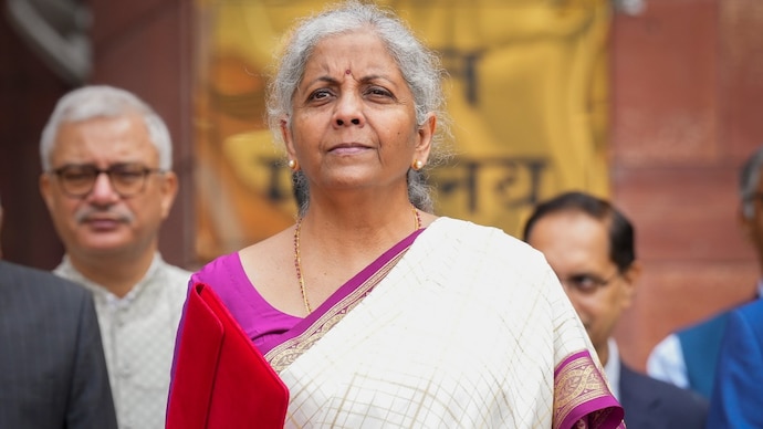 বাজেটে ‘বিকশিত ভারত’-এর জন্য ৯টি ক্ষেত্রে বিশেষ নজর 1 nirmala sitharaman 234213956