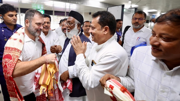 غزہ کی حمایت میں صہیونی حکومت کے ساتھ نبرد آزما ہوئے، سید حسن نصر اللہ