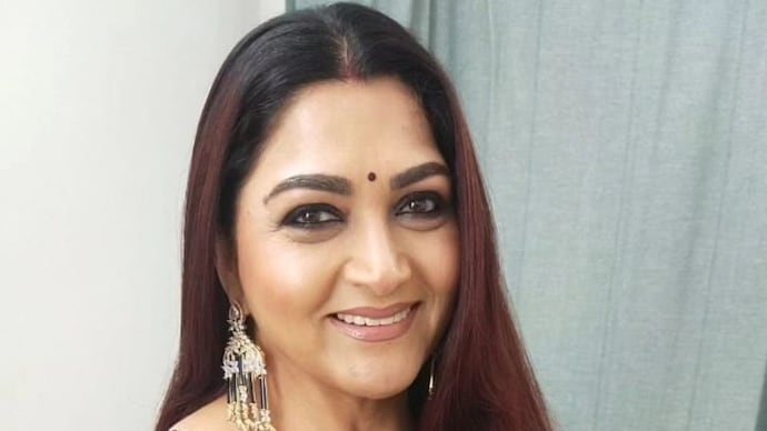 Khushboo Sundar also said that women should raise their voice against indecent proposals and defend themselves. (Photo: Instagram/Khushboo Sundar) Khushboo Sundar, Hema Committee