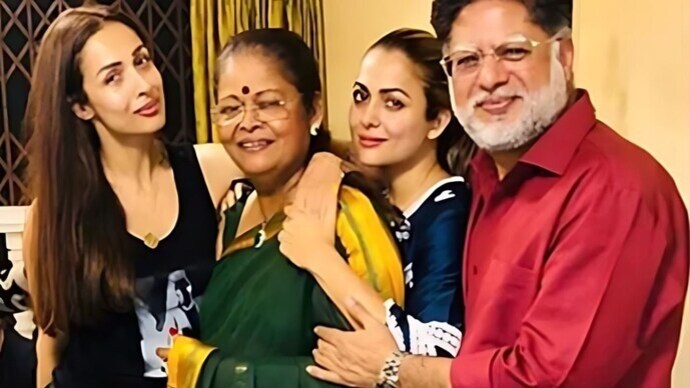 Actress Malaika Arora with her sister, mother and father Anil Mehta. Actress Malaika Arora with her sister, mother and father Anil Mehta.