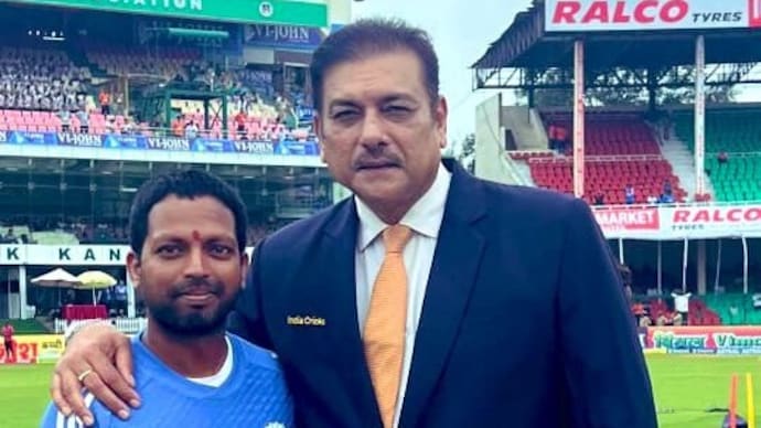 Ravi Shastri and Raghuvendra Diwedi ahead of IND vs BAN, Kanpur Test. (Photo: X/Ravi Shastri)
