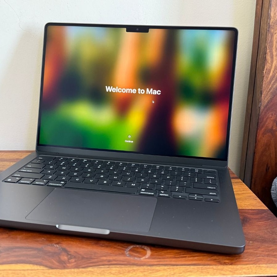 Apple MacBook Pro 14インチ　macbook pro Apple MacBook Pro 14 review: Perfect as a daily-use laptop - India